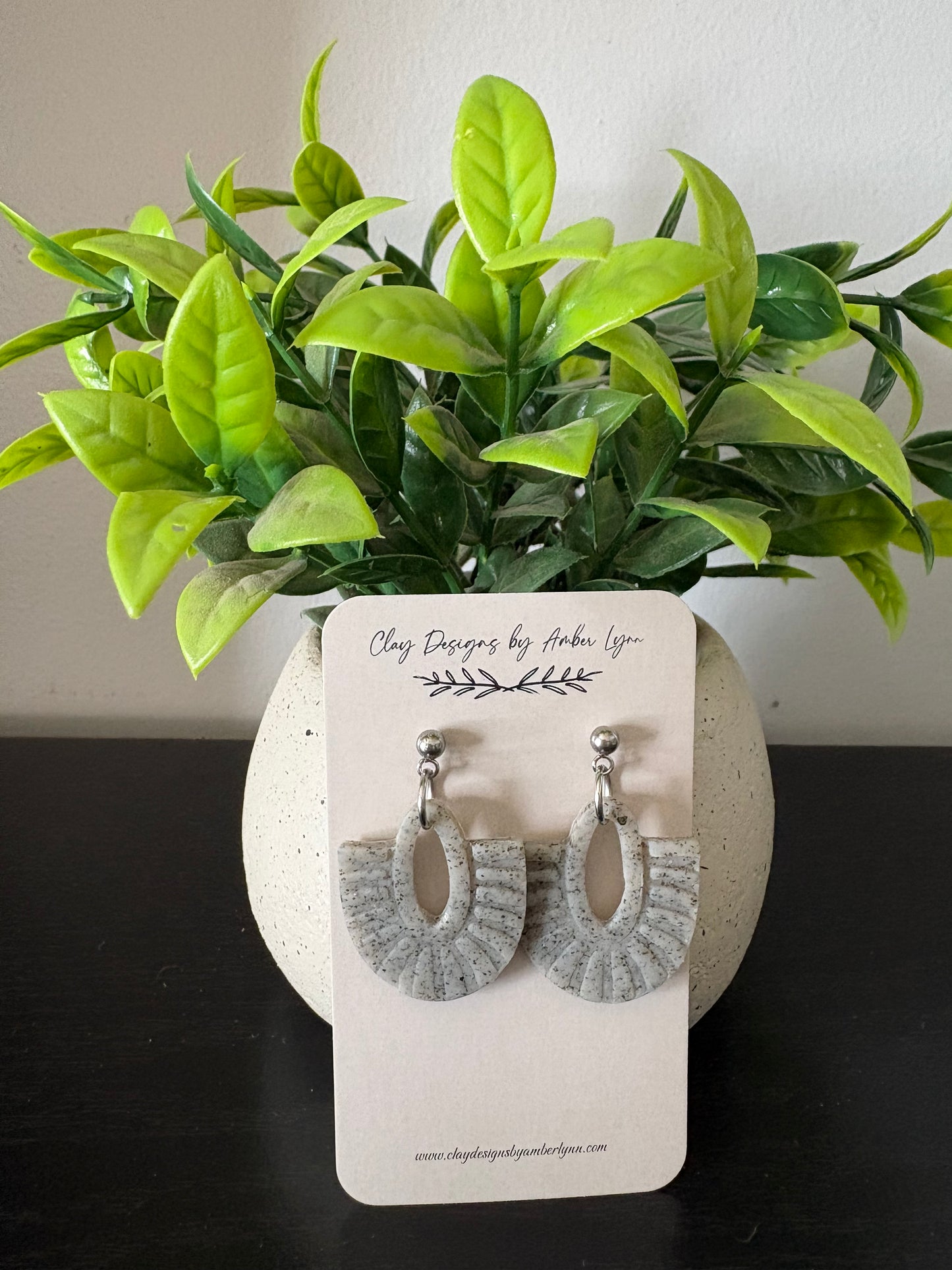 Faux Macrame Oval