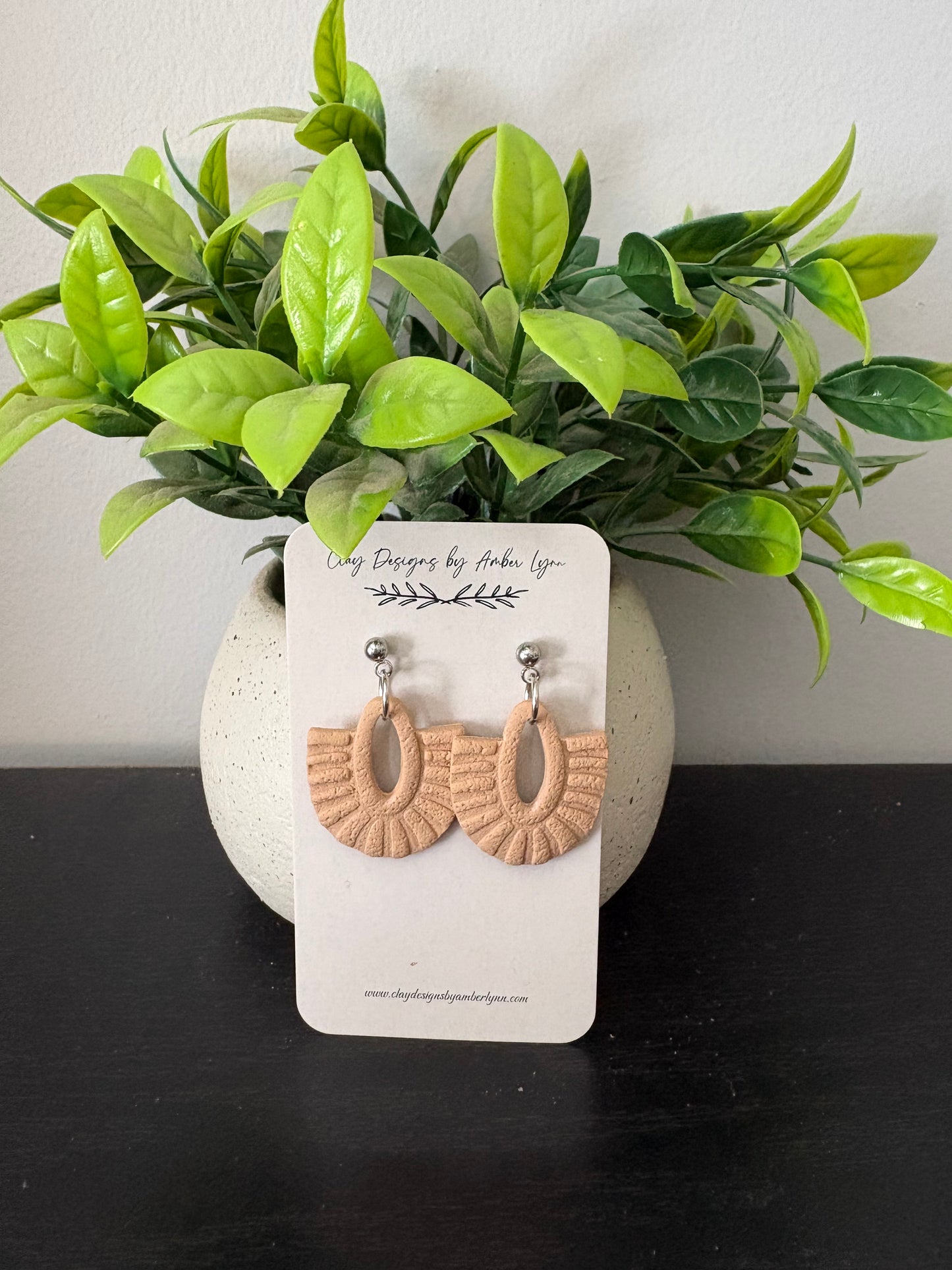 Faux Macrame Oval