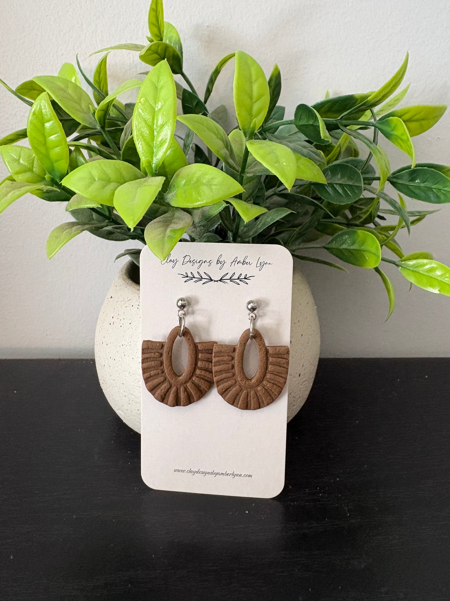 Faux Macrame Oval